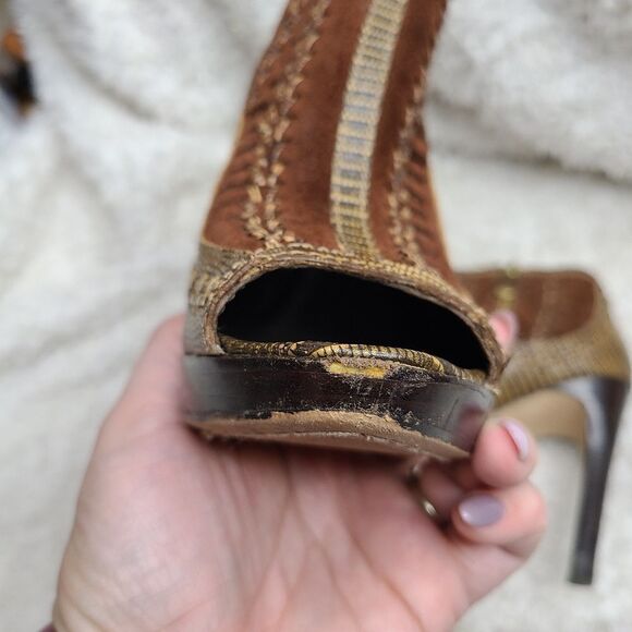 Vince Camuto Brown VC-Night‎ Peep-toe Booties sz 6 - Picture 6 of 9